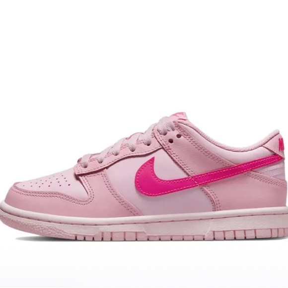 Nike Dunk Low "Triple Pink" (GS)